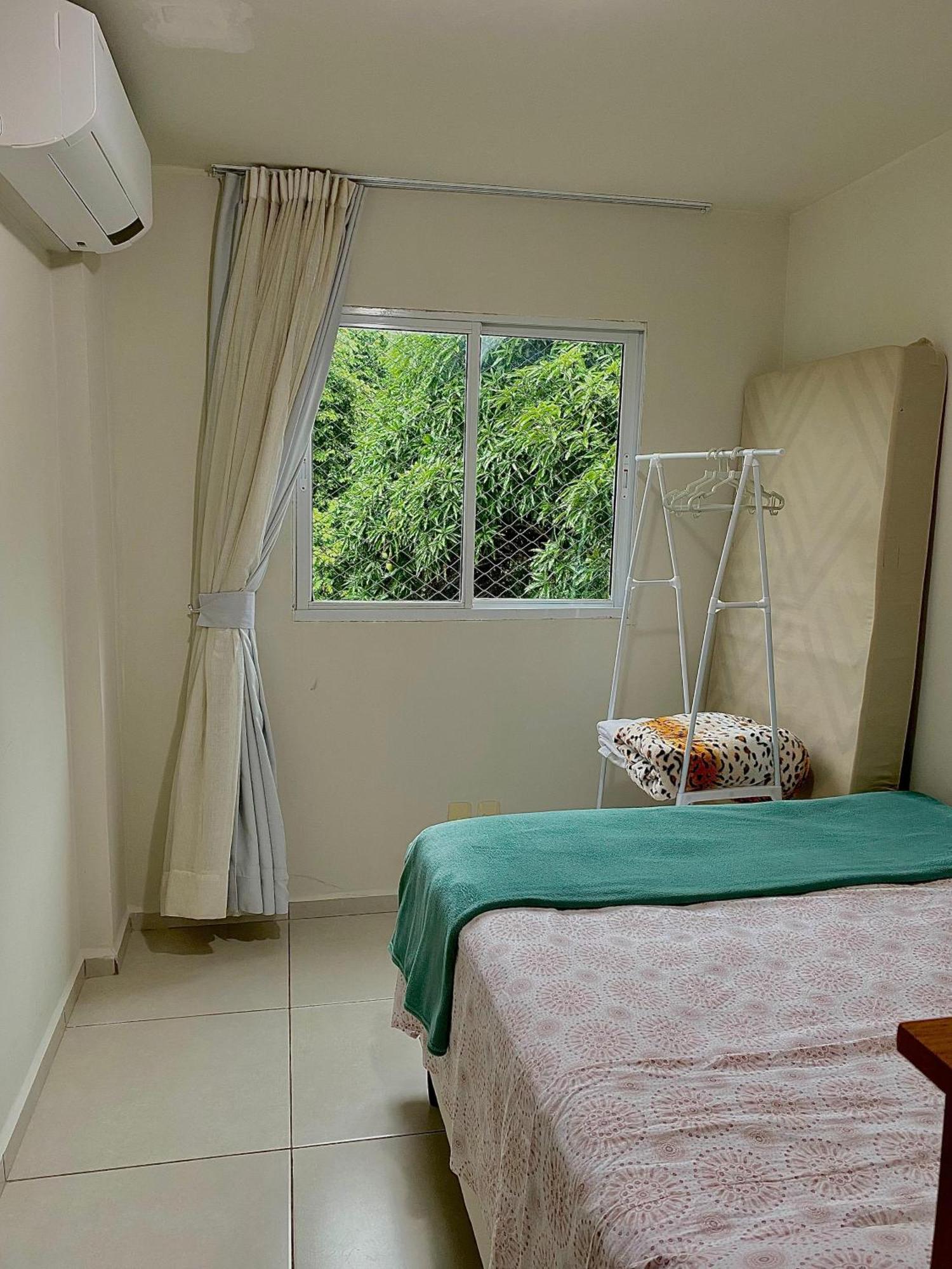 Apartamento Lotus Ar Cond Pertinho Fig E Centro Гараньюнс Экстерьер фото